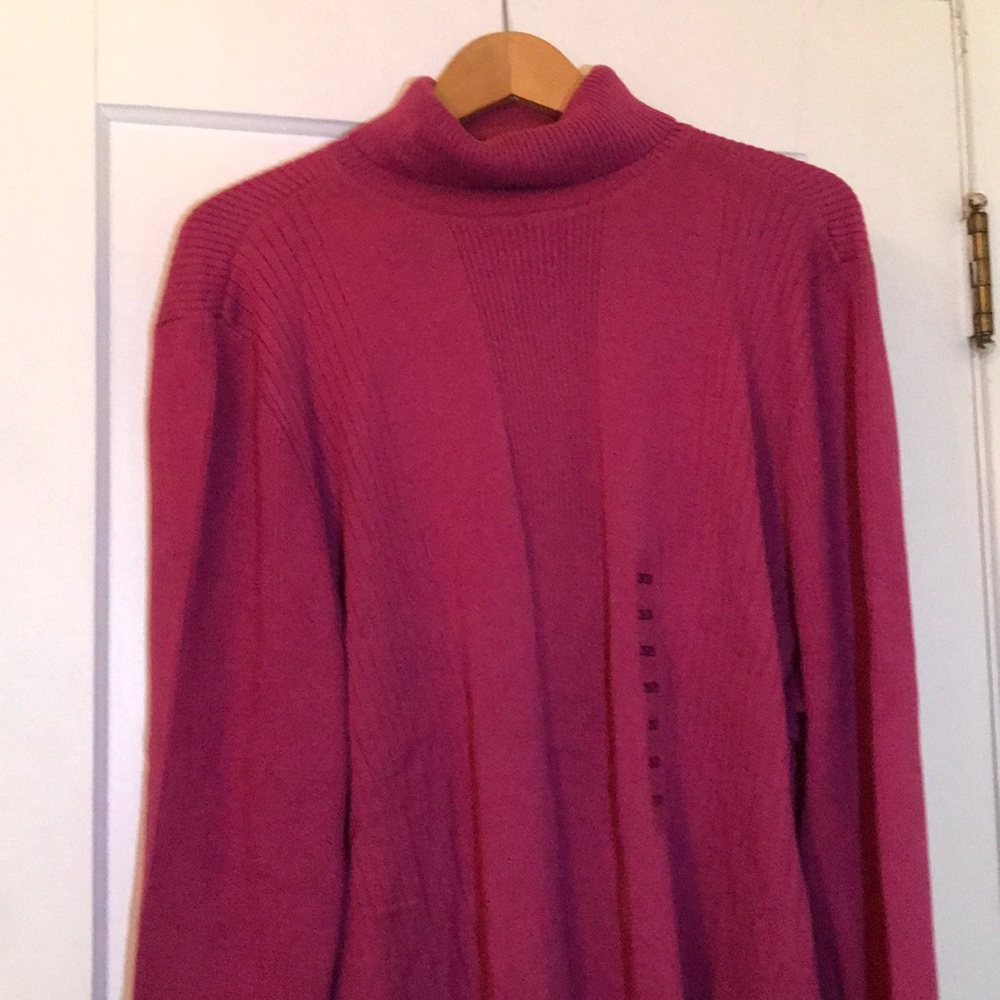 Fuchsia purple/pink top.